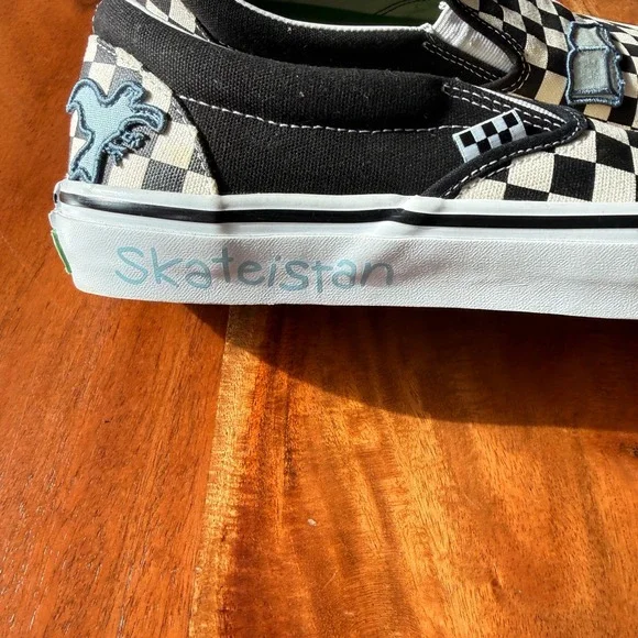 Vans X Skateistan Men's Skate 'Checkerboard' Shoe wth Custom Patches Size 10 - Picture 3 of 8